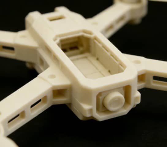 Compartimento de batería de dron PEEK GF30 para resistencia a los impactos y gestión térmica