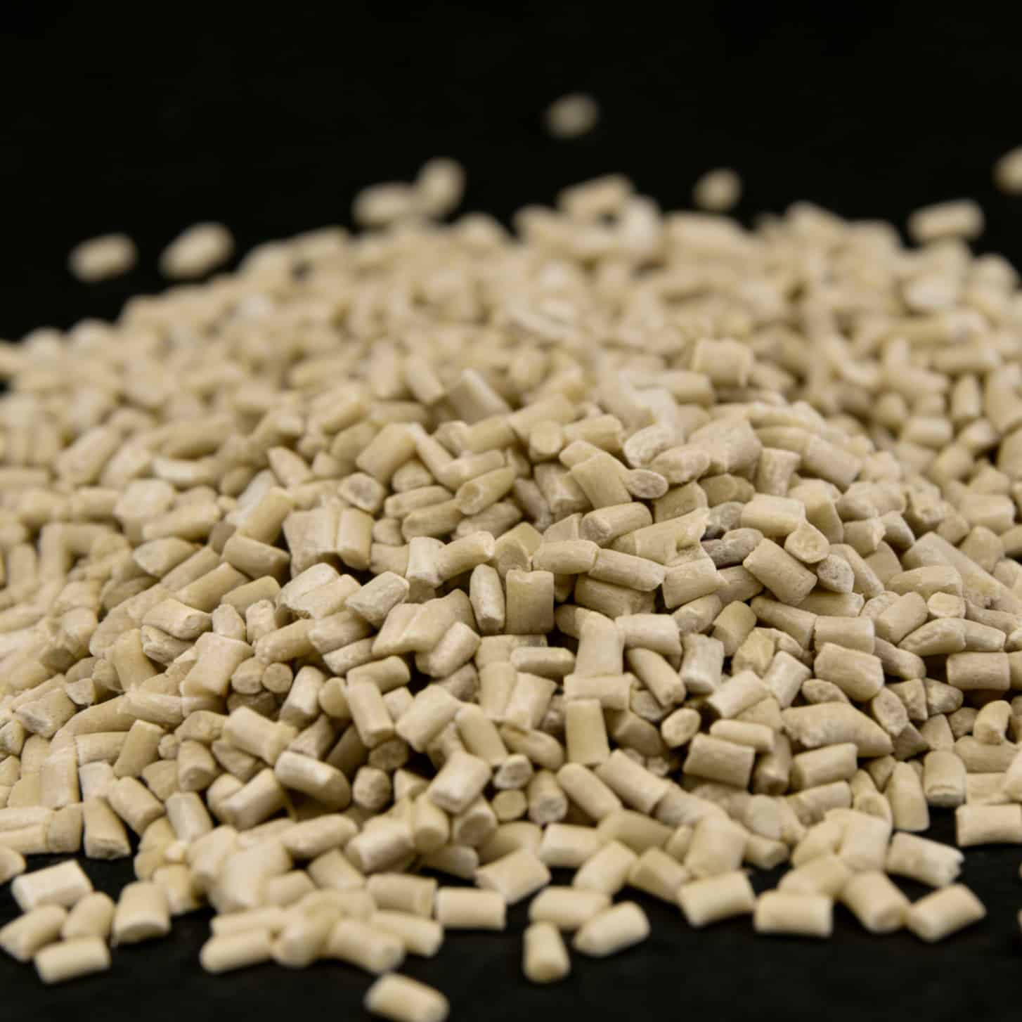 PEEK GF30 glass fiber reinforced pellets for semiconductor etching equipment